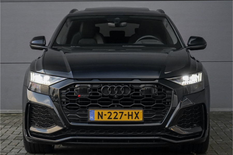Audi Q8 4.0 TFSI RS Q8 Quattro Dynamic+ Keramisch Pano B&O Trekhaak Alcantara 23"