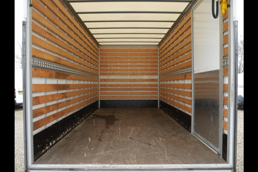 Iveco Daily 35C14 2.3 140PK, Airco, Dubbel lucht, Laadbak: L*B*H = 424*211*220 / Lading vastzetrail op 110 cm, Zijdeur rechtsachter, Laadklep Anteo 800 KG, Plateau van 160 cm, Met afstandsbediening en rolstops