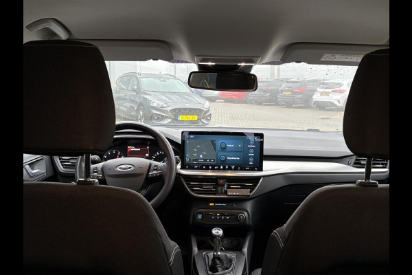 Ford FOCUS Wagon 1.0 EcoBoost Hybrid Titanium | Elektrisch uitklapbare trekhaak | Cruise Control | Winter Pack | Climate Control