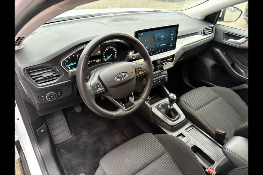 Ford FOCUS Wagon 1.0 EcoBoost Hybrid Titanium | Elektrisch uitklapbare trekhaak | Cruise Control | Winter Pack | Climate Control