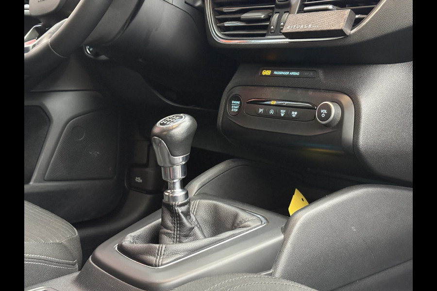 Ford FOCUS Wagon 1.0 EcoBoost Hybrid Titanium | Elektrisch uitklapbare trekhaak | Cruise Control | Winter Pack | Climate Control