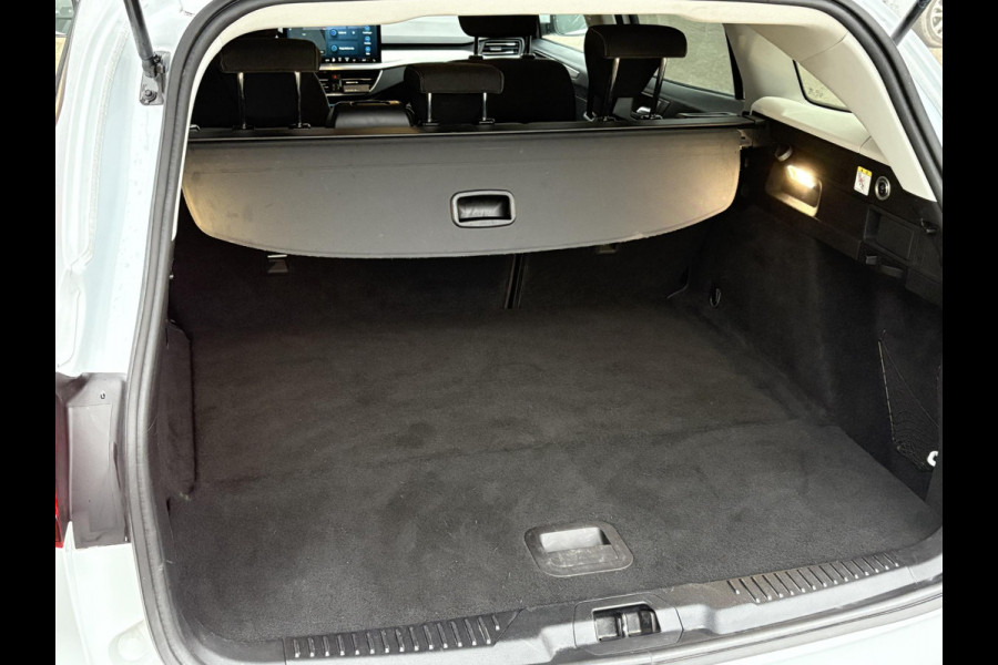 Ford FOCUS Wagon 1.0 EcoBoost Hybrid Titanium | Elektrisch uitklapbare trekhaak | Cruise Control | Winter Pack | Climate Control