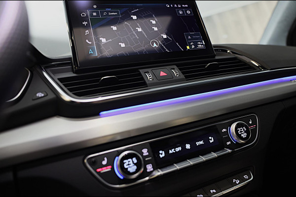 Audi Q5 55 TFSI E Quattro Competition / 366 PK / Memory / ACC / Elek Stoelen / Lane Assist / Sfeerver / 360 Camera / MATRIX / 22 I