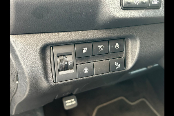 Nissan Leaf N-Connecta 40kWh Navi Ecc 360°Camera Adap.Cruise Pdc Keyless Blindspot Apple Carplay Android Auto Stoel+Stuurverwarming DAB Bluetooth Lmv Privacyglas Zeer compleet!