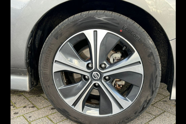 Nissan Leaf N-Connecta 40kWh Navi Ecc 360°Camera Adap.Cruise Pdc Keyless Blindspot Apple Carplay Android Auto Stoel+Stuurverwarming DAB Bluetooth Lmv Privacyglas Zeer compleet!