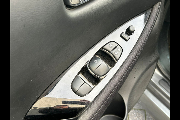 Nissan Leaf N-Connecta 40kWh Navi Ecc 360°Camera Adap.Cruise Pdc Keyless Blindspot Apple Carplay Android Auto Stoel+Stuurverwarming DAB Bluetooth Lmv Privacyglas Zeer compleet!