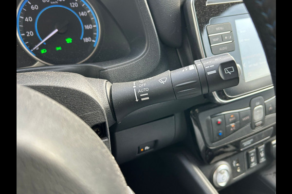 Nissan Leaf N-Connecta 40kWh Navi Ecc 360°Camera Adap.Cruise Pdc Keyless Blindspot Apple Carplay Android Auto Stoel+Stuurverwarming DAB Bluetooth Lmv Privacyglas Zeer compleet!