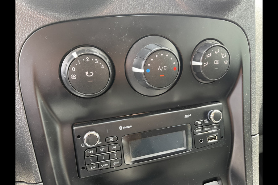 Mercedes-Benz Citan 108 CDI BlueEFFICIENCY / rijklaar € 10.950 ex btw / lease vanaf € 256 / airco / tomtom navigatie / schuifdeur / ingerichte laadruimte / euro 6 !