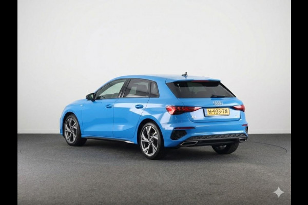 Audi A3 Sportback 35 TFSI S edition 150pk | Navigatie | Verwarmbare sportstoelen | Full Led koplampen | Alcantara bekleding