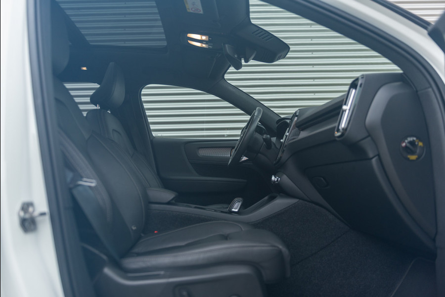 Volvo XC40 P8 Aut. R-Design ACC Leder Stoelverwarming Parkeercamera 408pk