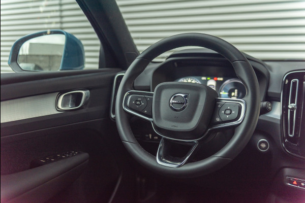 Volvo XC40 T4 Aut. Plug-In Hybrid Core Bright CruiseControl Parkeercamera 211pk