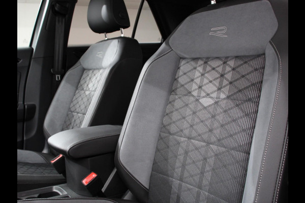 Volkswagen T-Roc 1.5 TSI DSG R-Line Edition Black Pack | Panorama dak | Climate Control | Adaptive Cruise Control | Camera | Navigatie | Apple Carplay/Android Auto
