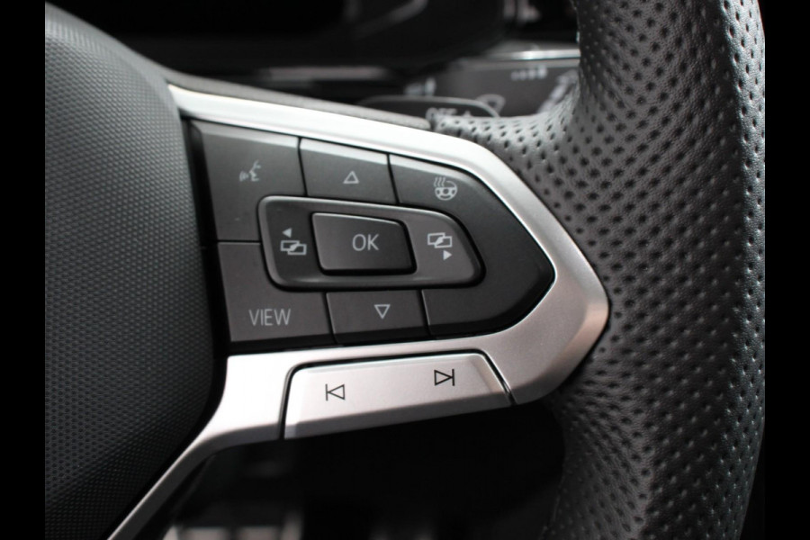 Volkswagen T-Roc 1.5 TSI DSG R-Line Edition Black Pack | Panorama dak | Climate Control | Adaptive Cruise Control | Camera | Navigatie | Apple Carplay/Android Auto