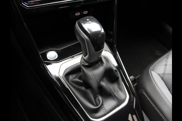 Volkswagen T-Roc 1.5 TSI DSG R-Line Edition Black Pack | Panorama dak | Climate Control | Adaptive Cruise Control | Camera | Navigatie | Apple Carplay/Android Auto