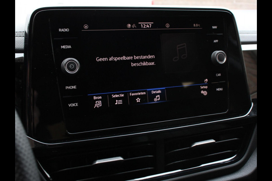 Volkswagen T-Roc 1.5 TSI DSG R-Line Edition Black Pack | Panorama dak | Climate Control | Adaptive Cruise Control | Camera | Navigatie | Apple Carplay/Android Auto