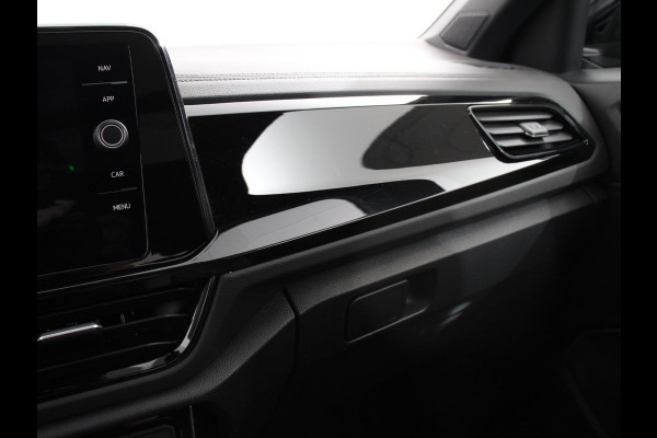Volkswagen T-Roc 1.5 TSI DSG R-Line Edition Black Pack | Panorama dak | Climate Control | Adaptive Cruise Control | Camera | Navigatie | Apple Carplay/Android Auto