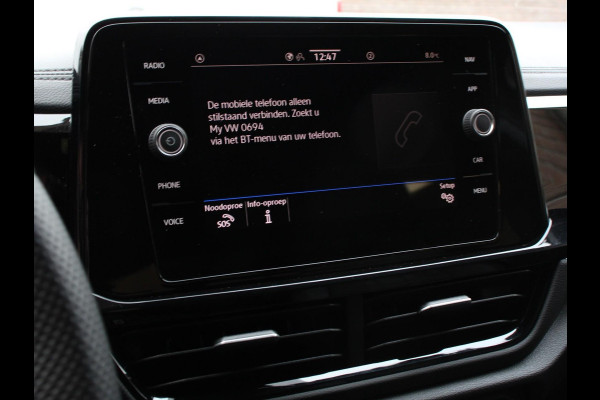 Volkswagen T-Roc 1.5 TSI DSG R-Line Edition Black Pack | Panorama dak | Climate Control | Adaptive Cruise Control | Camera | Navigatie | Apple Carplay/Android Auto