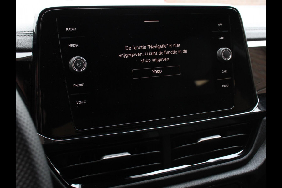Volkswagen T-Roc 1.5 TSI DSG R-Line Edition Black Pack | Panorama dak | Climate Control | Adaptive Cruise Control | Camera | Navigatie | Apple Carplay/Android Auto