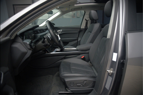 Audi e-tron e-tron 50 quattro Launch edition plus 71 kWh | Black Edition | Panoramadak | Memory Seats | Luchtvering | Adaptive Cruise Control | Keyless | Matrix LED | Leder | Stoelverwarming | NAP |