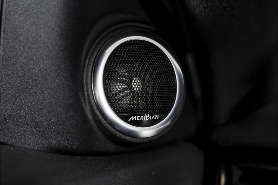 Land Rover Range Rover Evoque 1.5 P300e AWD R-Dynamic HSE - Automaat | Pano | Dig. Cockpit | Adapt. Cruise | Elek. Stoel | Stoelverw. | Meridian Sound | PDC | Camera | NAV + App. Connect | ECC | DAB | Elek. Klep | LM 20" |