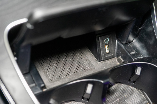 Mercedes-Benz C-Klasse 300 e Premium AMG 313PK | NL AUTO+NAP+1E EIG | Pano | Carplay | Sfeer | 360 | 12 MND Garantie