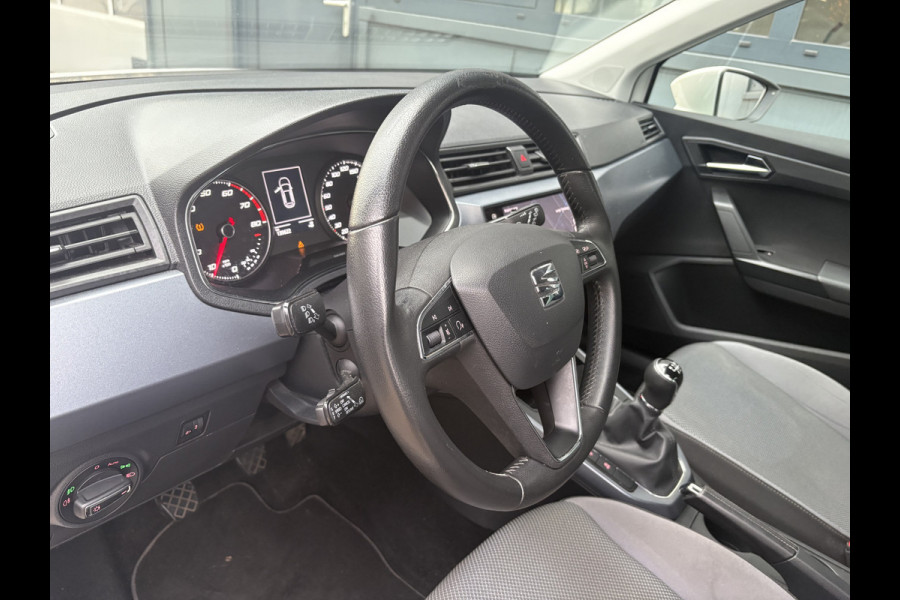 Seat Arona 1.0 TSi 95pk Style Business Intense KEYLESS/CAMERA/NAVI/CARPLAY/PDC