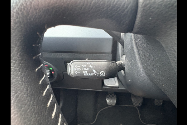 Seat Arona 1.0 TSi 95pk Style Business Intense KEYLESS/CAMERA/NAVI/CARPLAY/PDC