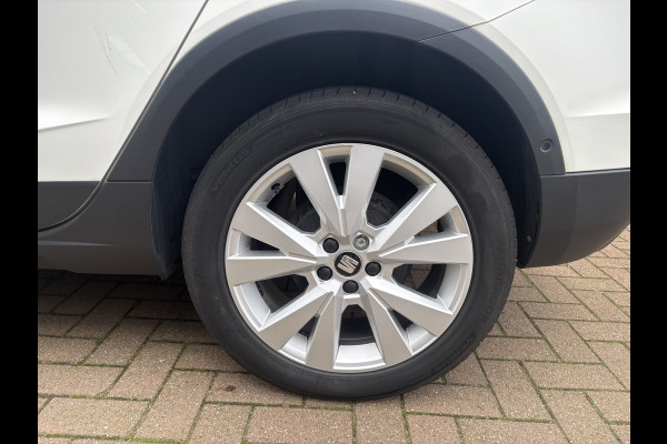 Seat Arona 1.0 TSi 95pk Style Business Intense KEYLESS/CAMERA/NAVI/CARPLAY/PDC