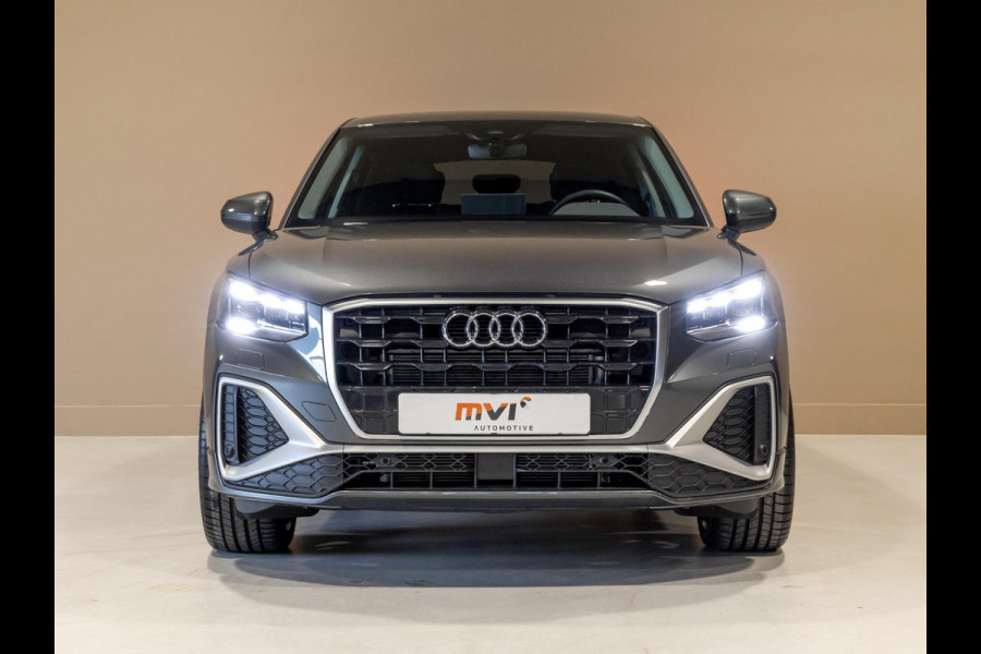 Audi Q2 35 TFSI S Edition / 150pk / Leder / Stoelverwarming / Keyless entry / Matrix LED / Adaptieve cruise control /