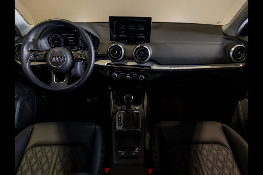 Audi Q2 35 TFSI S Edition / 150pk / Leder / Stoelverwarming / Keyless entry / Matrix LED / Adaptieve cruise control /