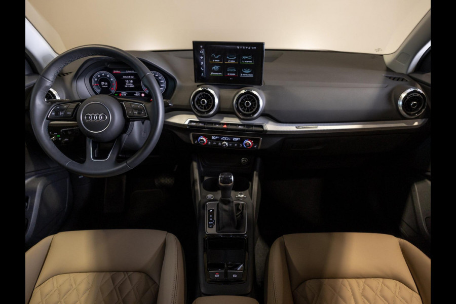 Audi Q2 35 TFSI S-Line Edition / 150pk / Leder / Stoelverwarming / Keyless entry / Matrix LED / Adaptieve cruise control /