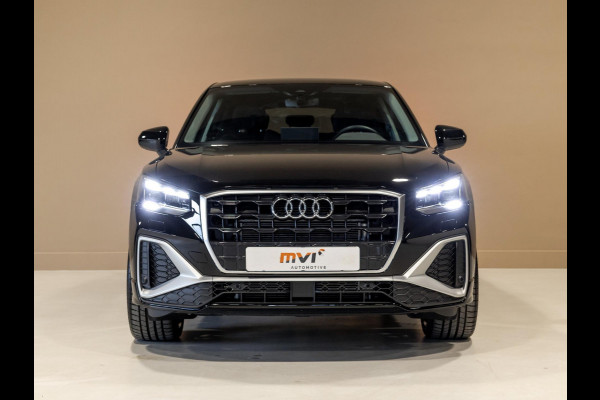 Audi Q2 35 TFSI S Edition / 150pk / Leder / Stoelverwarming / Keyless entry / Matrix LED / Adaptieve cruise control /