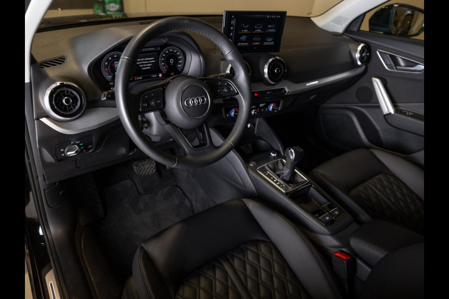 Audi Q2 35 TFSI S Edition / 150pk / Leder / Stoelverwarming / Keyless entry / Matrix LED / Adaptieve cruise control /