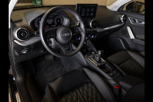 Audi Q2 35 TFSI S Edition / 150pk / Leder / Stoelverwarming / Keyless entry / Matrix LED / Adaptieve cruise control /