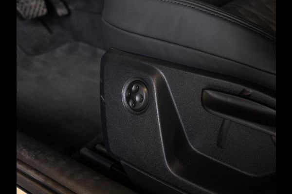 Audi Q2 35 TFSI S Edition / 150pk / Leder / Stoelverwarming / Keyless entry / Matrix LED / Adaptieve cruise control /