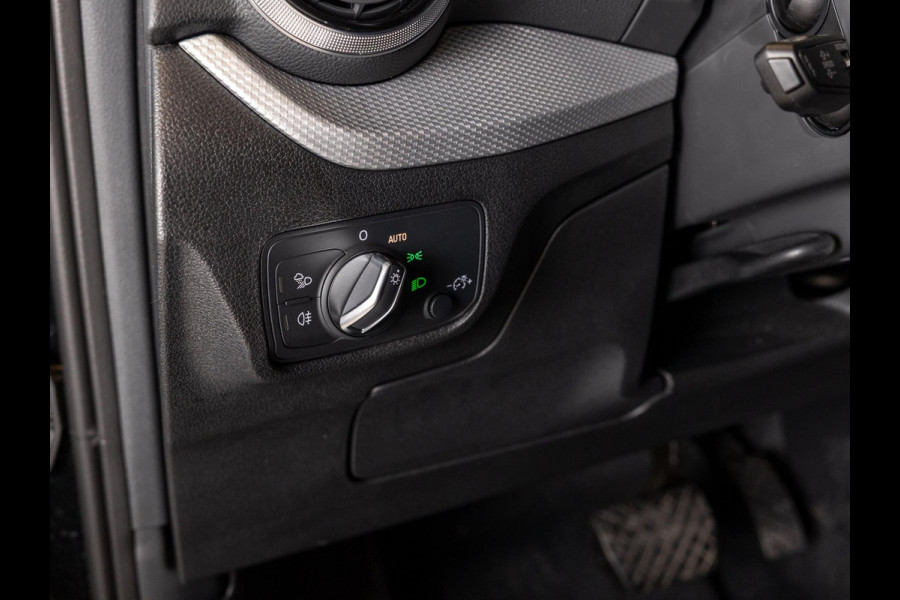 Audi Q2 35 TFSI S Edition / 150pk / Leder / Stoelverwarming / Keyless entry / Matrix LED / Adaptieve cruise control /