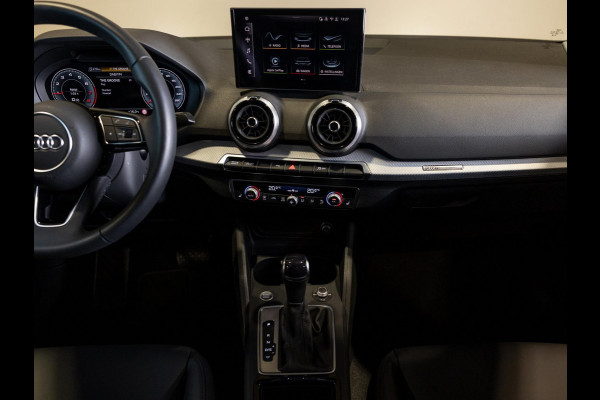 Audi Q2 35 TFSI S Edition / 150pk / Leder / Stoelverwarming / Keyless entry / Matrix LED / Adaptieve cruise control /