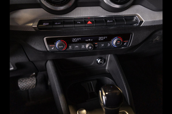 Audi Q2 35 TFSI S Edition / 150pk / Leder / Stoelverwarming / Keyless entry / Matrix LED / Adaptieve cruise control /