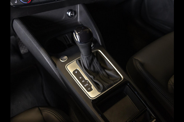Audi Q2 35 TFSI S Edition / 150pk / Leder / Stoelverwarming / Keyless entry / Matrix LED / Adaptieve cruise control /