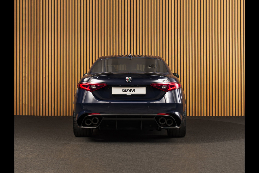 Alfa Romeo Giulia 2.9 V6 Quadrifoglio Blu Olandese