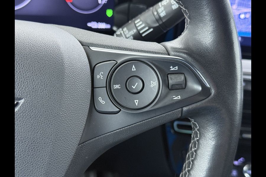 Opel Mokka-e Ultimate 50kWh Leer-Stoel+Massage Adap.Cruise Warmtepomp LED-Matrix Navi Ecc 360°CameraTwo-Tone Lak Apple Carplay Android Auto SOH 91% Keyless Stuur-Stoelverwarming Lmv 18" Lane Assist DAB+ Regen-Lichtsensor Zeer compleet! € 42.000 nieuw! Slechts 1498kg licht!!!