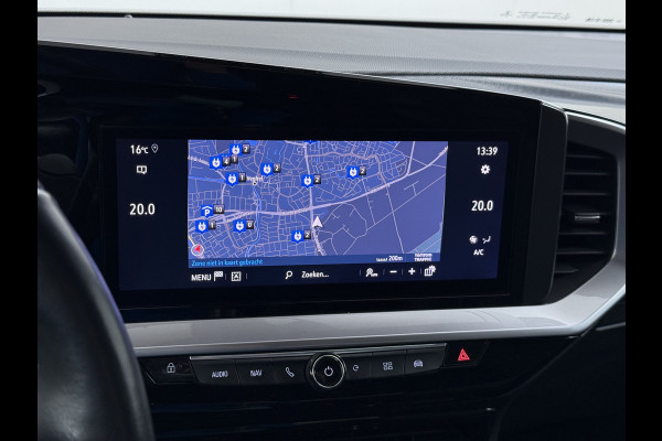 Opel Mokka-e Ultimate 50kWh Leer-Stoel+Massage Adap.Cruise Warmtepomp LED-Matrix Navi Ecc 360°CameraTwo-Tone Lak Apple Carplay Android Auto SOH 91% Keyless Stuur-Stoelverwarming Lmv 18" Lane Assist DAB+ Regen-Lichtsensor Zeer compleet! € 42.000 nieuw! Slechts 1498kg licht!!!