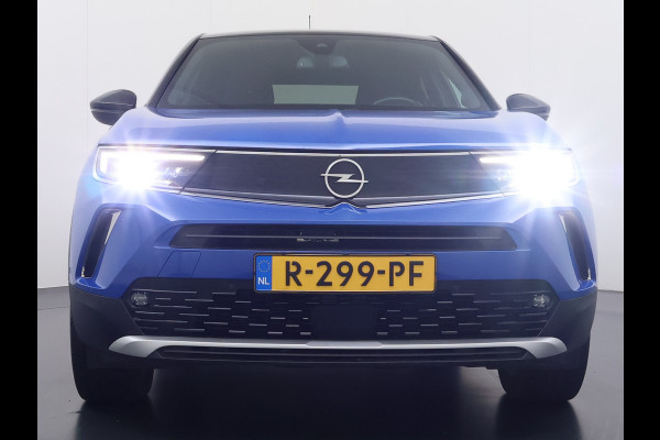 Opel Mokka-e Ultimate 50kWh Leer-Stoel+Massage Adap.Cruise Warmtepomp LED-Matrix Navi Ecc 360°CameraTwo-Tone Lak Apple Carplay Android Auto SOH 91% Keyless Stuur-Stoelverwarming Lmv 18" Lane Assist DAB+ Regen-Lichtsensor Zeer compleet! € 42.000 nieuw! Slechts 1498kg licht!!!
