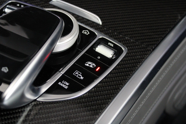 Mercedes-Benz G-Klasse 63 | NAP! | NP €302K | PANO | MASSAGE | STOELKOELING | BURMESTER | ACC | CARBON INT. |