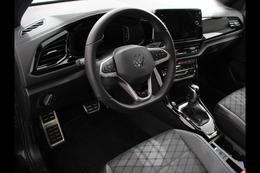 Volkswagen T-Roc 1.5 TSI DSG R-Line Edition Black Pack | Panorama dak | Climate Control | Adaptive Cruise Control | Camera | Navigatie | Apple Carplay/Android Auto