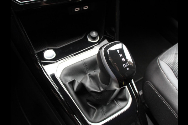 Volkswagen T-Roc 1.5 TSI DSG R-Line Edition Black Pack | Panorama dak | Climate Control | Adaptive Cruise Control | Camera | Navigatie | Apple Carplay/Android Auto