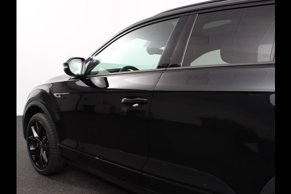 Volkswagen T-Roc 1.5 TSI DSG R-Line Edition Black Pack | Panorama dak | Climate Control | Adaptive Cruise Control | Camera | Navigatie | Apple Carplay/Android Auto