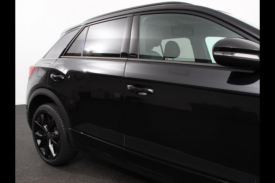 Volkswagen T-Roc 1.5 TSI DSG R-Line Edition Black Pack | Panorama dak | Climate Control | Adaptive Cruise Control | Camera | Navigatie | Apple Carplay/Android Auto