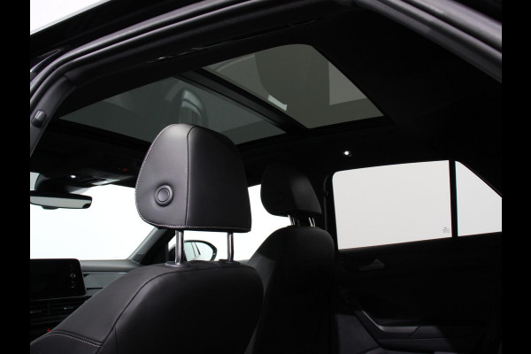 Volkswagen T-Roc 1.5 TSI DSG R-Line Edition Black Pack | Panorama dak | Climate Control | Adaptive Cruise Control | Camera | Navigatie | Apple Carplay/Android Auto