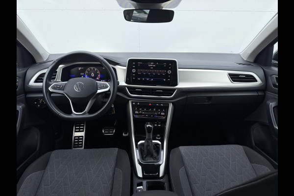 Volkswagen T-Roc 1.5 TSI Move | CarPlay | Camera | Cruise | LED | DAB+ | 17 inch